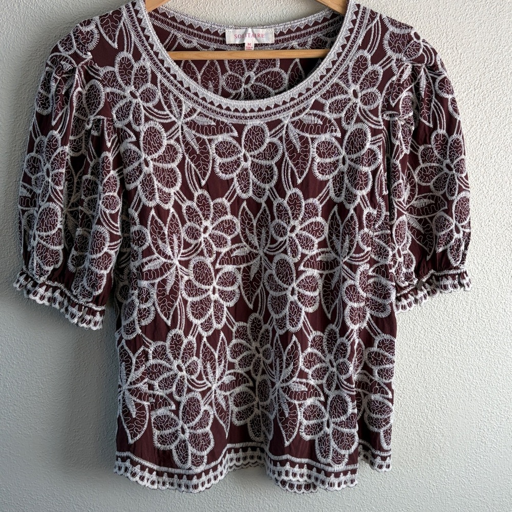 Solitaire short sleeve embroidered women’s blouse | brown | size M